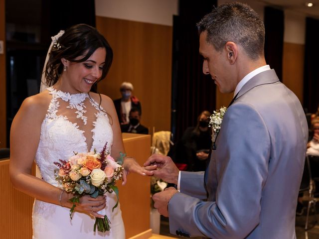 La boda de Carlos y Iris en Barcelona, Barcelona 17