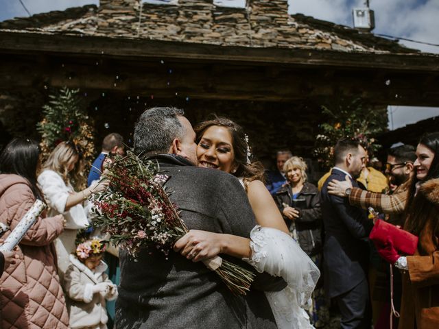 La boda de Abel y Elisa en Campillo De Ranas, Guadalajara 21