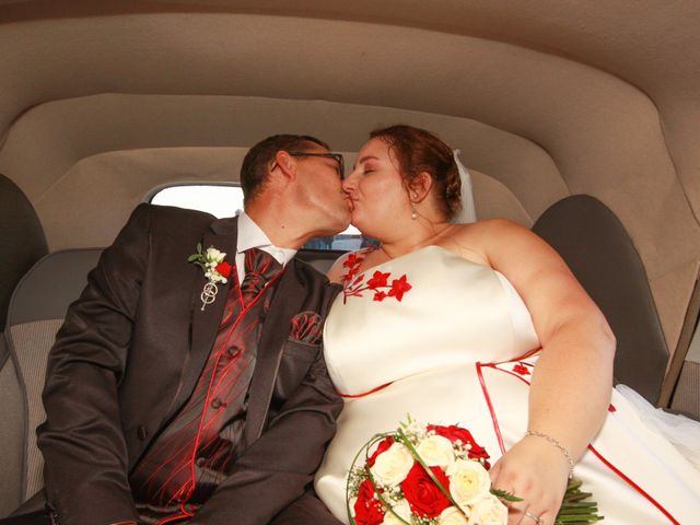 La boda de Juan Manuel  y Vanesa  en Sitges, Barcelona 24