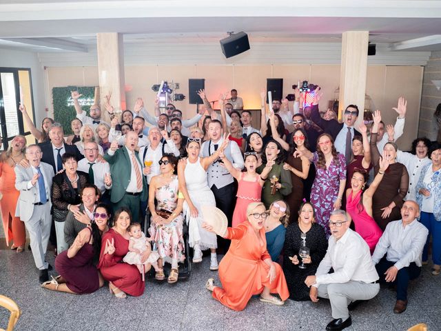 La boda de Adrian y Patricia en Alginet, Valencia 19