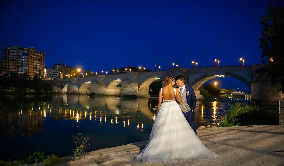 La boda de Manel y Adriana  en Zaragoza, Zaragoza