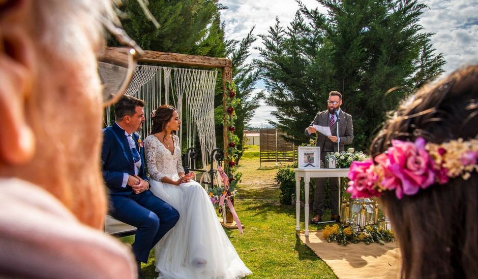 La boda de Félix  y Noelia en Oropesa, Toledo