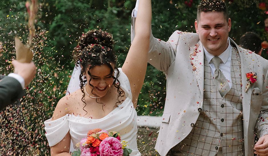 La boda de Andrés y Laia en Caldes De Montbui, Barcelona