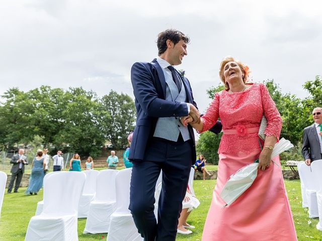 La boda de Ricardo y Yolanda en Navacepedilla De Corneja, Ávila 6