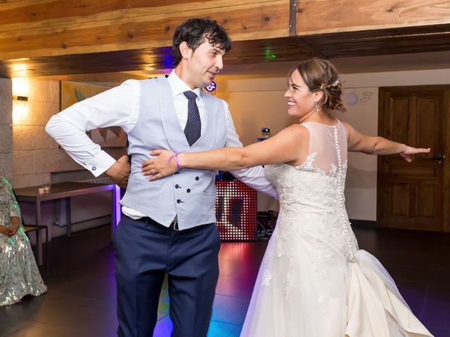 La boda de Ricardo y Yolanda en Navacepedilla De Corneja, Ávila 29