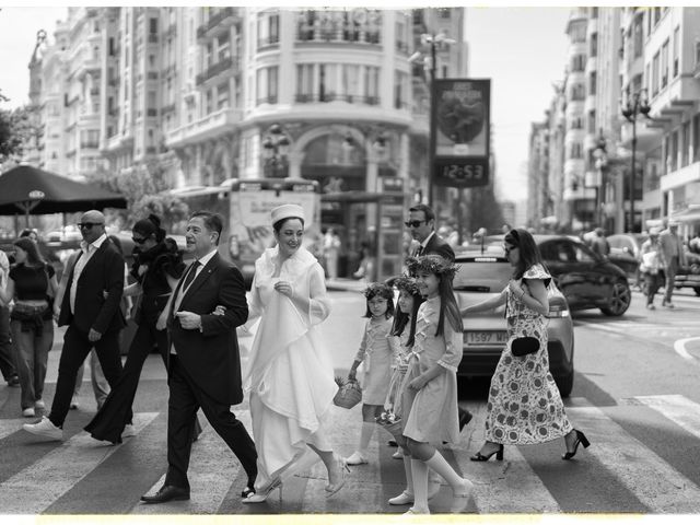 La boda de Adrián y Carmen en Valencia, Valencia 6
