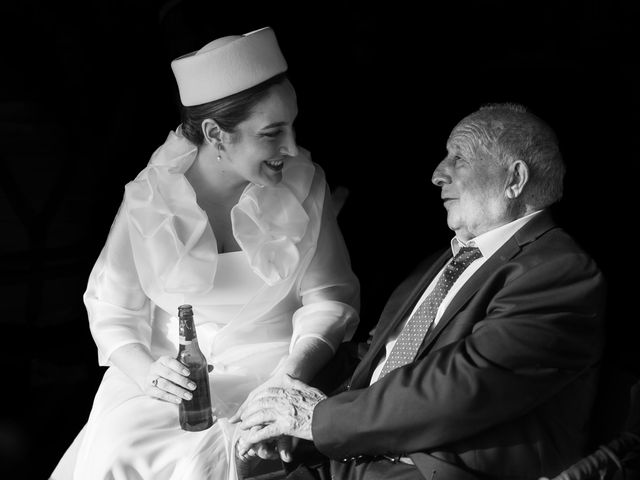 La boda de Adrián y Carmen en Valencia, Valencia 23