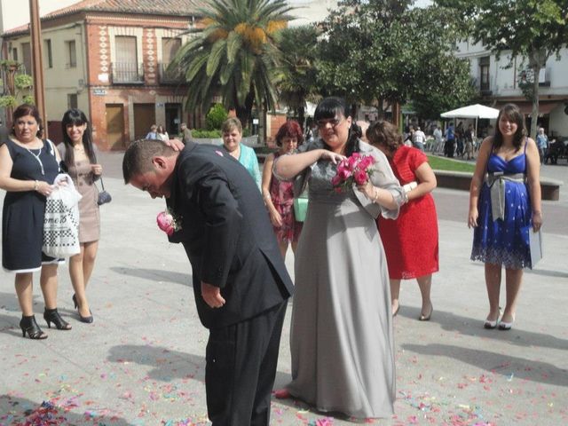 La boda de Vanessa y Lorenzo en Madrid, Madrid 3