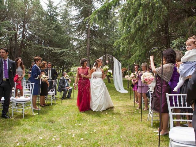 La boda de Roberto y Esther en Valdemorillo, Madrid 127