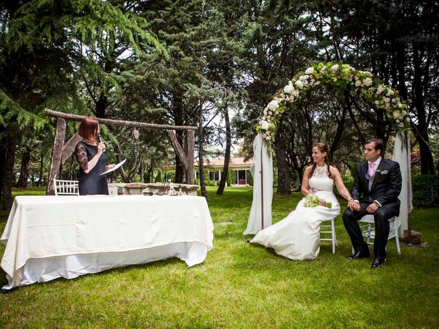 La boda de Roberto y Esther en Valdemorillo, Madrid 140