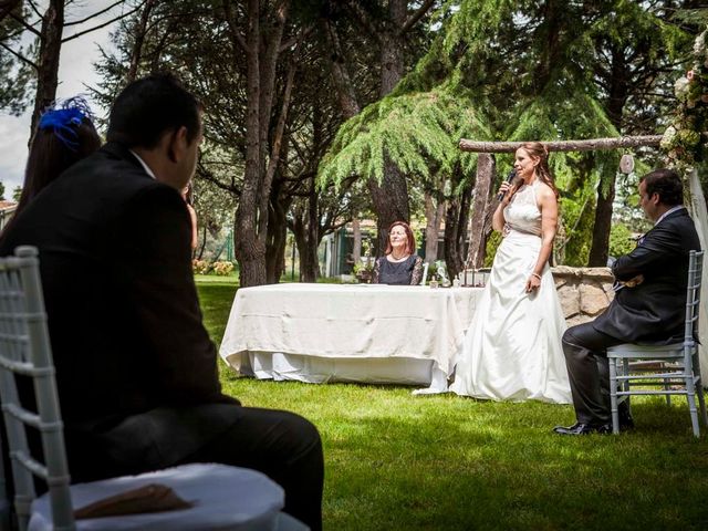 La boda de Roberto y Esther en Valdemorillo, Madrid 153