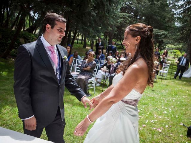 La boda de Roberto y Esther en Valdemorillo, Madrid 228