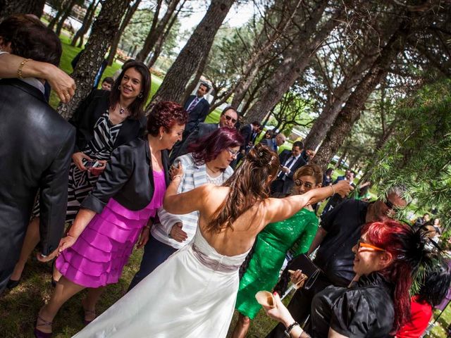 La boda de Roberto y Esther en Valdemorillo, Madrid 270