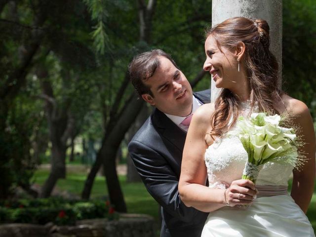 La boda de Roberto y Esther en Valdemorillo, Madrid 412