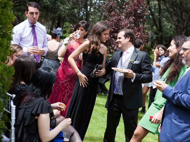 La boda de Roberto y Esther en Valdemorillo, Madrid 441