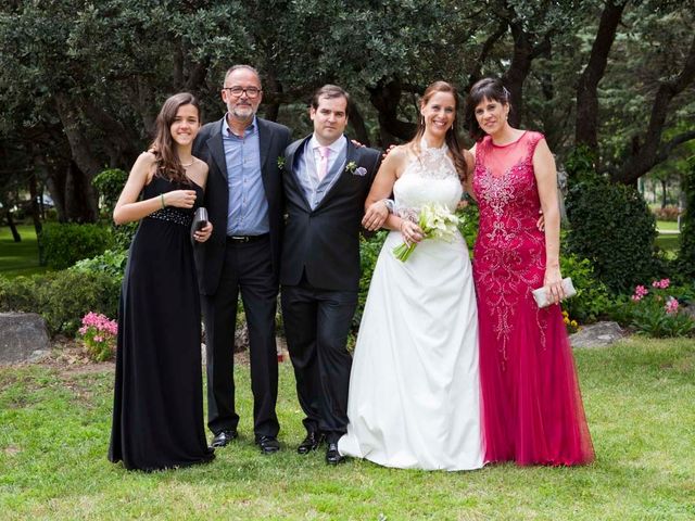 La boda de Roberto y Esther en Valdemorillo, Madrid 452