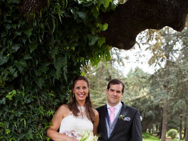 La boda de Roberto y Esther en Valdemorillo, Madrid 503