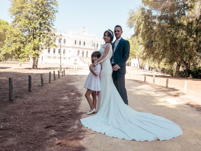 La boda de Rocío y Carlos en Valverde Del Camino, Huelva 30