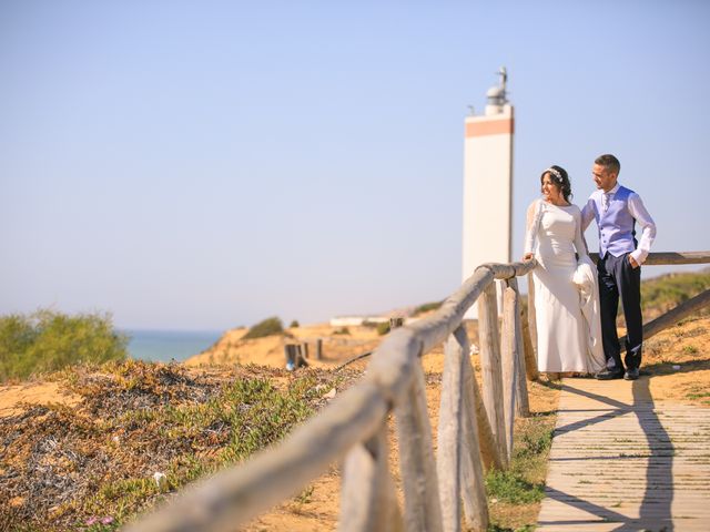 La boda de Rocío y Carlos en Valverde Del Camino, Huelva 43