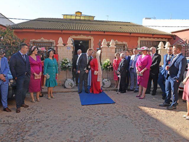 La boda de Noelia y Isaias en Ciudad Real, Ciudad Real 15