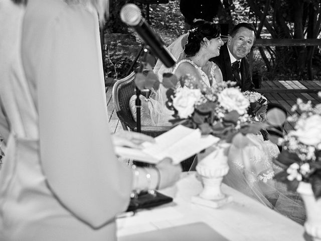 La boda de Antonio y Farida en Alella, Barcelona 34