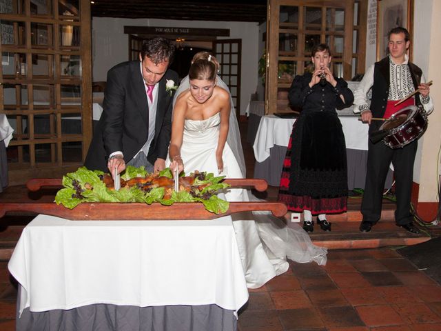 La boda de Juanma y Marta en Torrecaballeros, Segovia 18