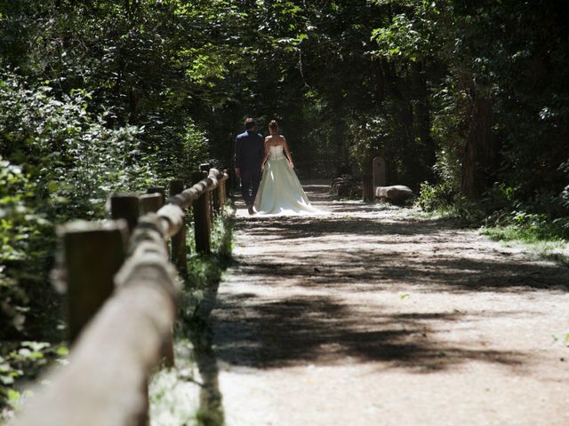 La boda de Juanma y Marta en Torrecaballeros, Segovia 23