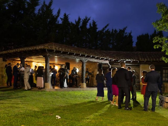 La boda de Lander y Nerea en Espinosa De Los Monteros, Burgos 32