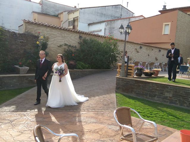 La boda de Alberto  y Nazaret  en Montehermoso, Cáceres 9