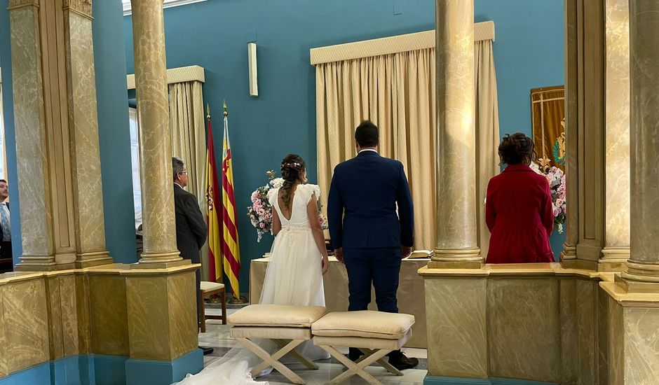 La boda de Alberto  y Maricarmen  en Valencia, Valencia