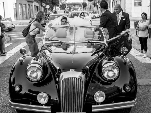 La boda de Fernando y Aroha en Dos Hermanas, Sevilla 19