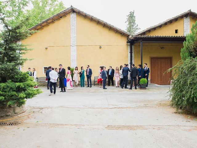 La boda de Alberto y Raquel en Barbastro, Huesca 16