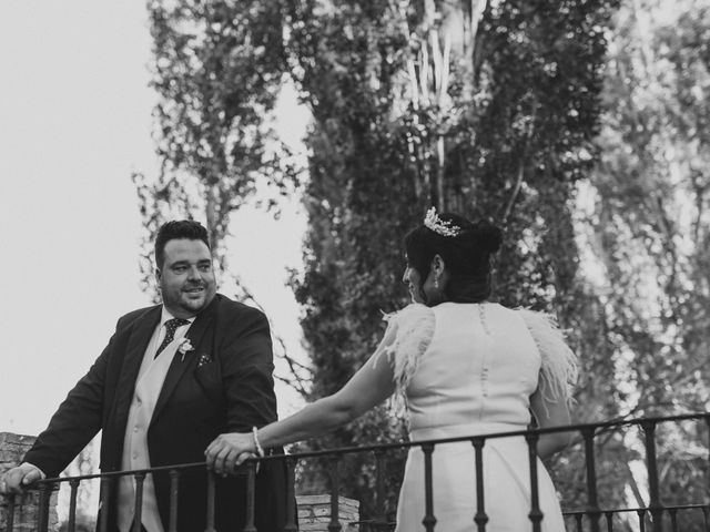 La boda de Santiago y Patricia en Alalpardo, Madrid 16