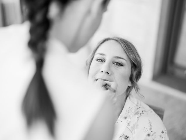 La boda de Ignacio y Miriam en Valdemorillo, Madrid 1