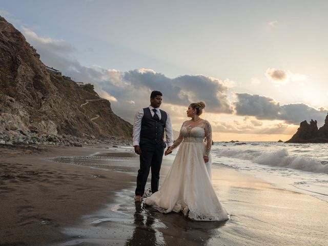 La boda de Breiner y Paula en Los Realejos, Santa Cruz de Tenerife 23