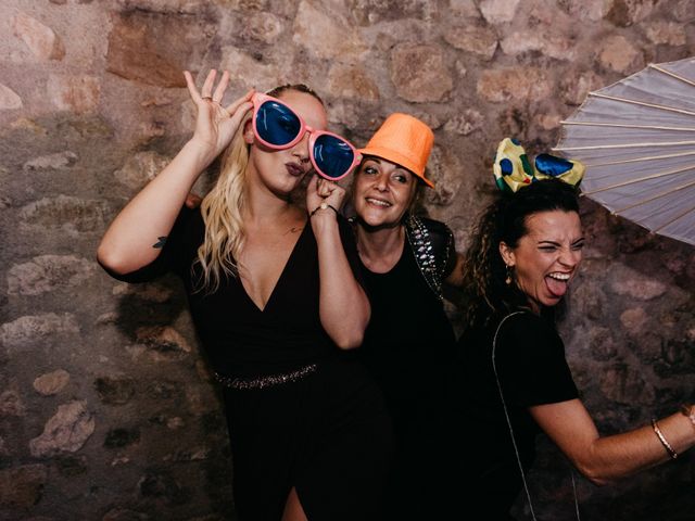 La boda de Oriol y Eli en Sant Ferriol, Girona 91