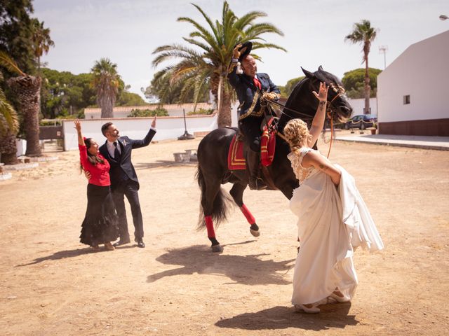 La boda de Manu y Anabel en Chiclana De La Frontera, Cádiz 35