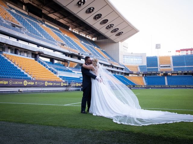 La boda de Manu y Anabel en Chiclana De La Frontera, Cádiz 58