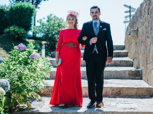 La boda de Luis y Iria en Vigo, Pontevedra 19