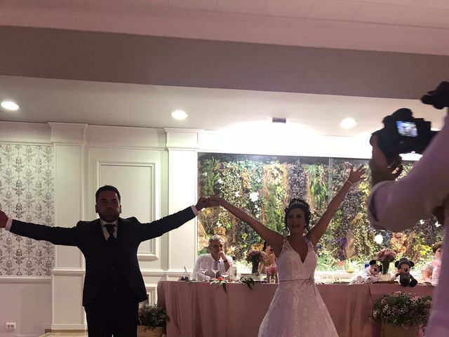 La boda de Isidro y Evelyn  en Valencia, Valencia 8