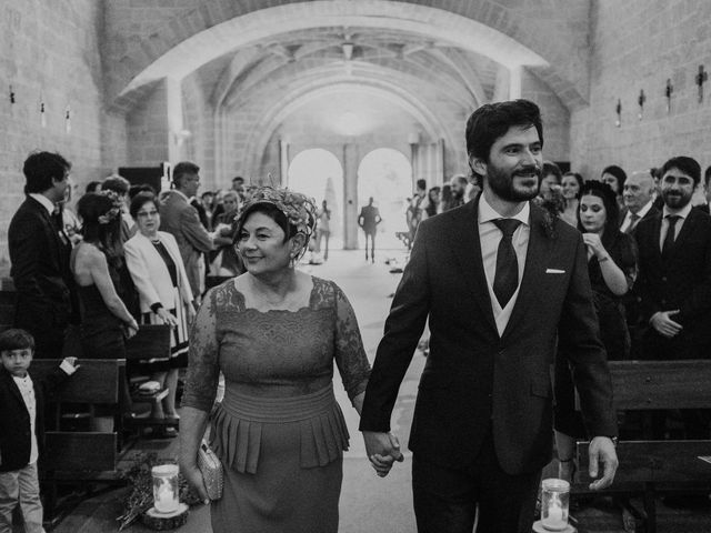 La boda de Elena y Borja en Santa Gadea Del Cid, Burgos 25