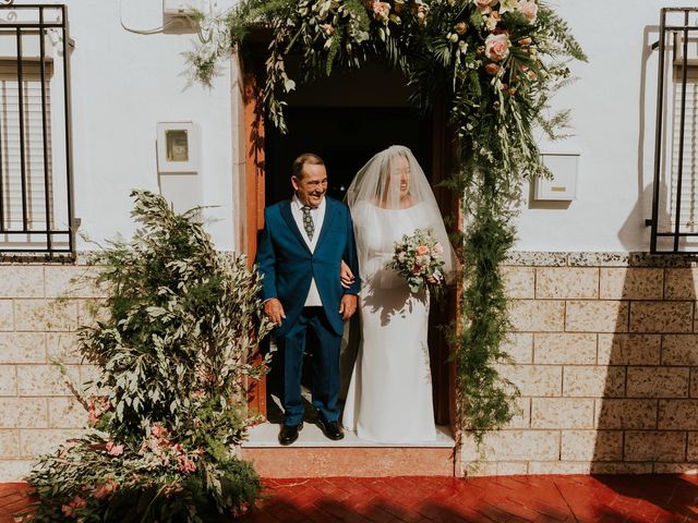 La boda de David y Teresa en Lucena, Córdoba 18
