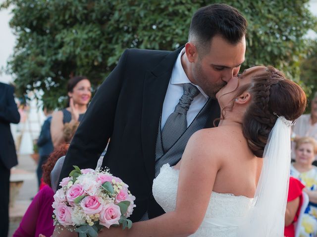 La boda de Jesús y Alejandra en Cantillana, Sevilla 23