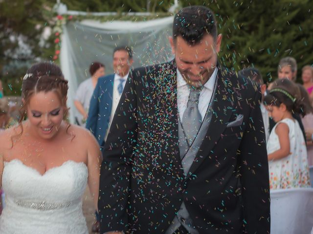 La boda de Jesús y Alejandra en Cantillana, Sevilla 30