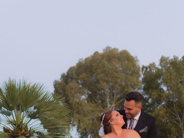 La boda de Jesús y Alejandra en Cantillana, Sevilla 33