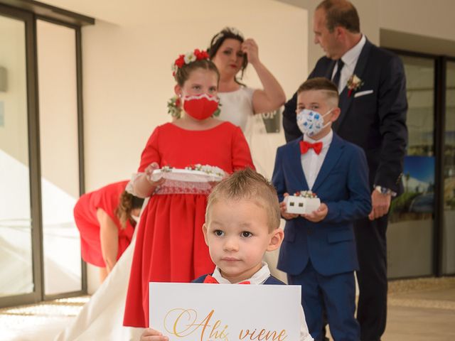 La boda de Zairo y Tania en La Linea De La Concepcion, Cádiz 56