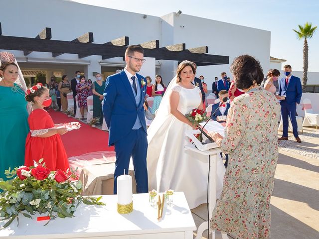 La boda de Zairo y Tania en La Linea De La Concepcion, Cádiz 61