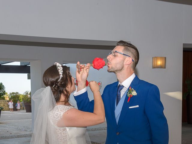 La boda de Zairo y Tania en La Linea De La Concepcion, Cádiz 89