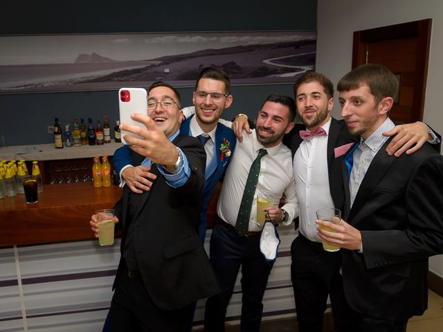 La boda de Zairo y Tania en La Linea De La Concepcion, Cádiz 108