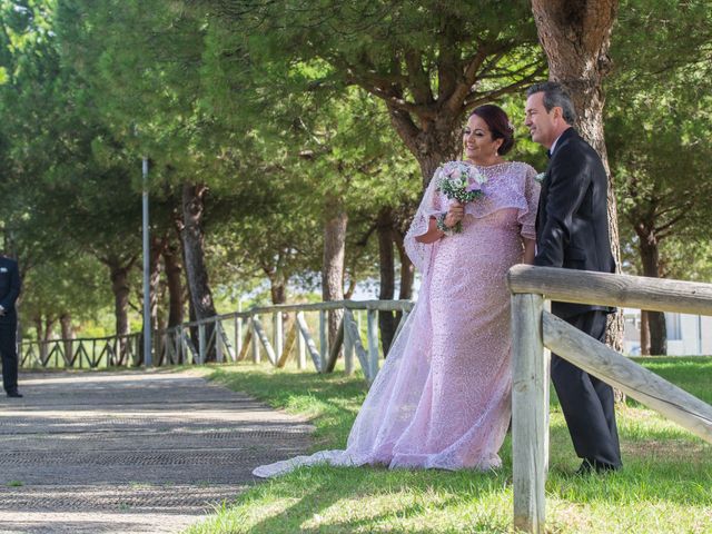 La boda de Karina y Fernando en El Puerto De Santa Maria, Cádiz 28